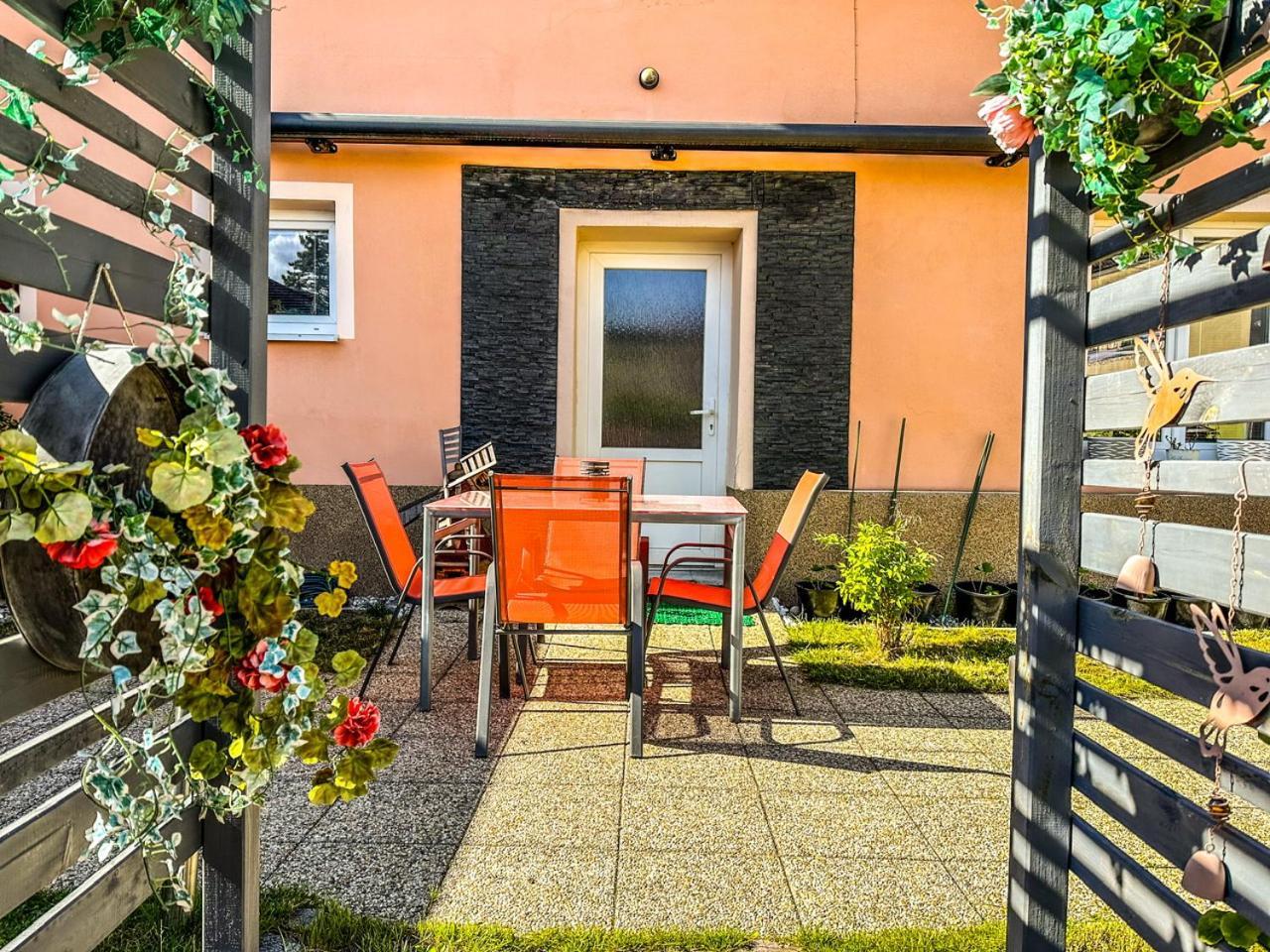 Apartman Pod Hradem Horšovský Týn 外观 照片